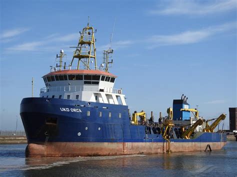 Ukd Orca Hopper Dredger Details And Current Position Imo 9491355