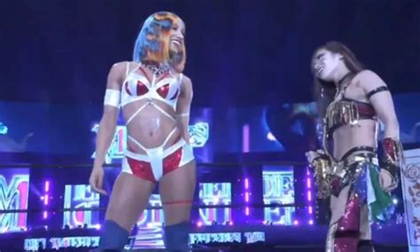 Ex Wwe Star Sasha Banks Makes F Ing Surreal Japan Debut With New