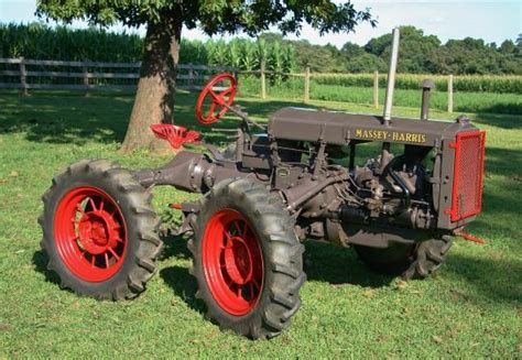 Massey Harris Gp 4wd Tractor Antique Tractors Vintage Tractors Vintage Farm Yard Tractors