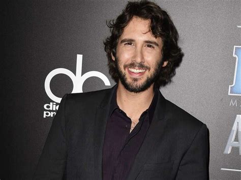 Josh Groban 2025: Girlfriend, net worth, tattoos, smoking & body facts ...