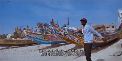 Il Mare Pericoloso Resta In Senegal La Canzone Della Regione