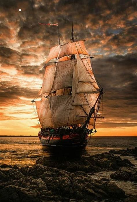 Pin By Parii Zaad On Sunrise Sunset Sailing Ships Old Sailing Ships