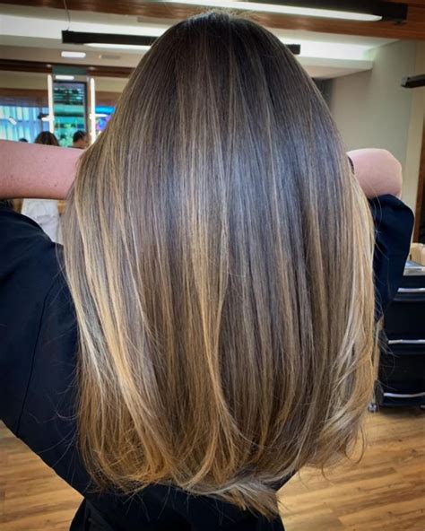 Pin By B Other On Hair Balyage Long Hair Brown Hair Balayage Long