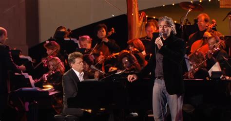 Andrea Bocelli Delivers Impromptu Performance Of Elvis Presley S Can T