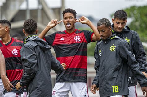 Sub 20 Flamengo vence a primeira no Brasileirão e deixa a lanterna MH