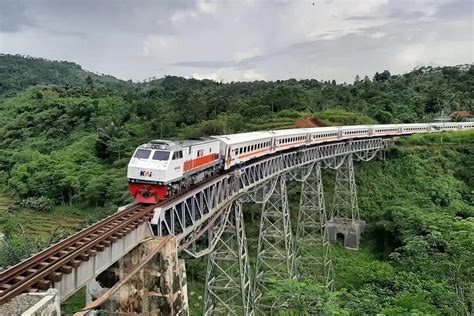 Modal Rp Ribu Bisa Naik Kereta Api Dari Jakarta Ke Bandung Gimana