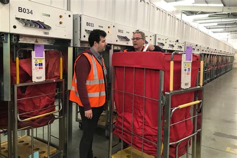 New Royal Mail Croydon Automated Parcel Sorting Machine Channelx