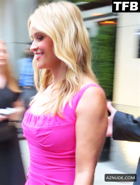Reese Witherspoon Sexy Seen Flaunting Her Hot Cleavage In Pink At The Where The Crawdads Sing