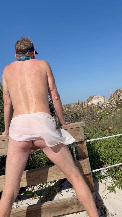 Windy Day And A Sheer Wrap Gay Amateur Amateur Porn Feat Markfl XHamster