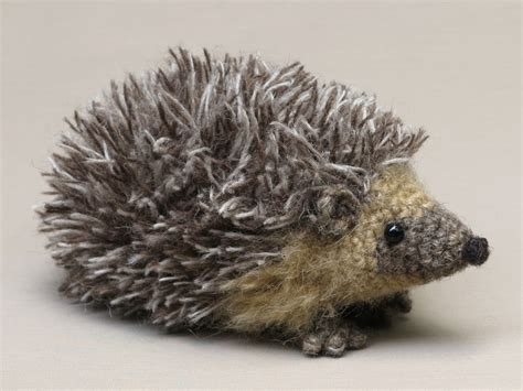 Realistic crochet hedgehog pattern