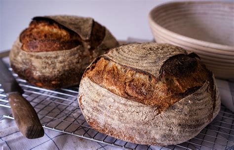 Sauerteigbrot Mit Weizen Backen Im Dutch Oven Firechefs De