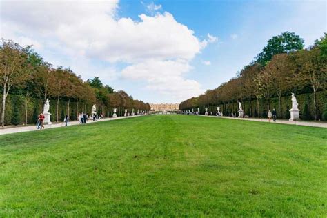 Versailles Skip The Line Tour Of Palace With Gardens Access GetYourGuide