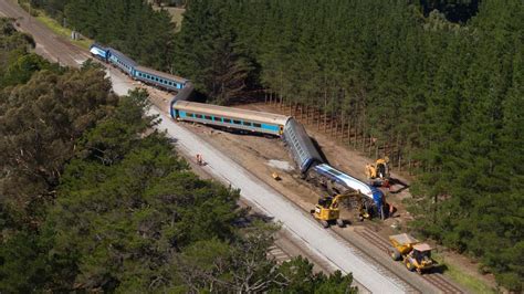 Train That Derailed In Wallan North Of Melbourne Was Travelling 100kph