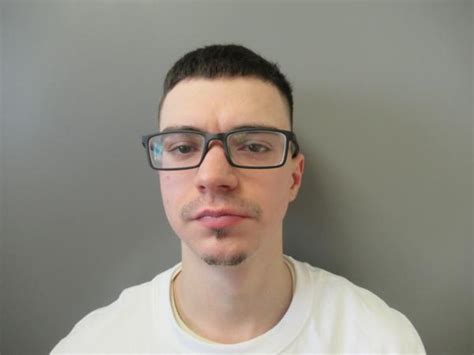 Joshua Macomber Sex Offender In Unknown Ct 06065 Ct6633332