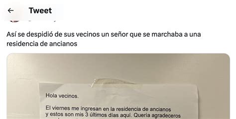 Un Anciano Que Deja Su Piso Para Ir A Una Residencia Se Despide De Sus