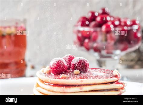 Sprinkle Hi Res Stock Photography And Images Alamy