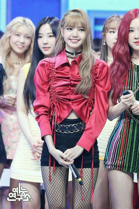 Blackpinks Photos On Mbc Show Music Core Blackpink Lisa Blackpink