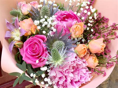 Bouquets de fleurs fraîches champêtre coloré Mariage de Fleurs Artisan