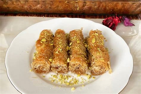 Cevizli Kadayıflı Burma Baklava Tarifi Nasıl Yapılır Yemek