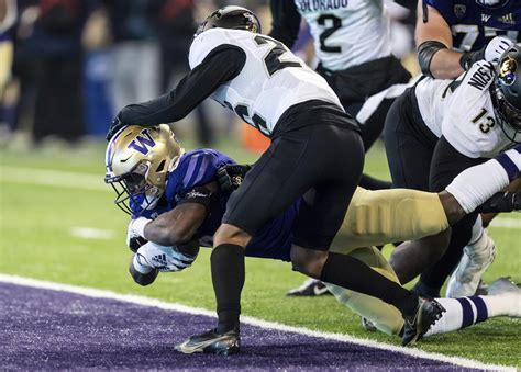 No. 12 Washington looks to reclaim Apple Cup facing Wazzu | AP News