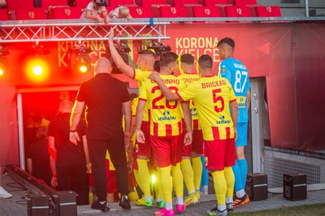 ZDJĘCIA z prezentacji Korony Kielce i meczu legend CKsport pl Sport