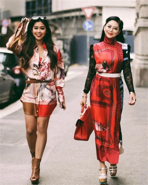 Thu mới chớm mà dàn sao và hot girl Việt đã khoe 1001 kiểu street style kiểu nào cũng dát đầy