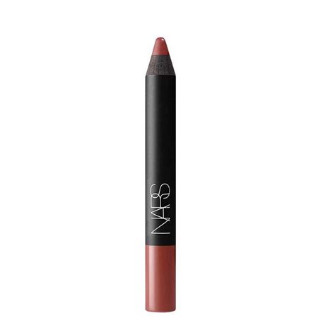 Best Nude Lip Liner For Overlining To Get Effortless Glamour