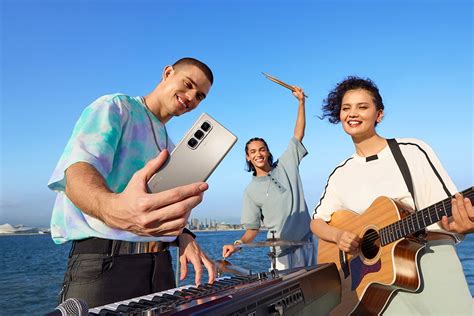 Hp Infinix Hot Pro Plus Resmi Di Indonesia Layar Lengkung Dan Bodi Tipis