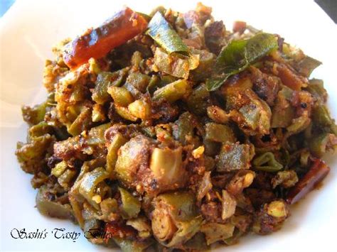 Avarakkai Poriyal / Broad Beans Fry - Sashi Recipes