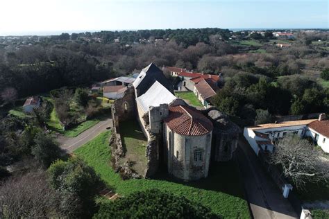 Glise Saint Nicolas De Brem