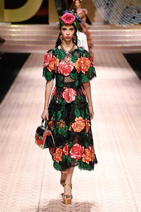 Dolce Gabbana Spring Ready To Wear Fashion Show Collection See