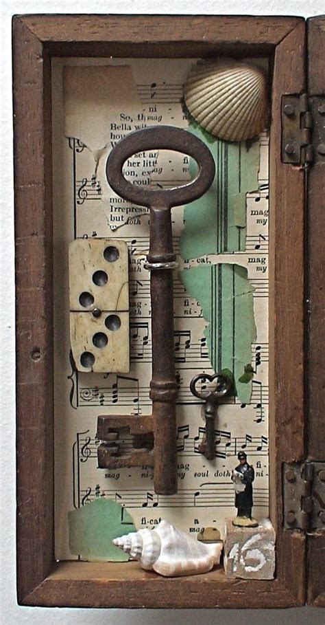 Pin By Vesna Vujovic Utjesinovic On Art I Key Crafts Shadow Box Art