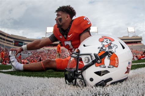 Spencer Sanders Injury Update Latest On Oklahoma State Quarterback