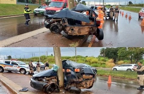 Carro Dobra Ao Meio Ap S Bater Em Poste E Motorista Morre Itabira