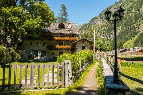 Borghi Imperdibili Della Valle Daosta E Borghi