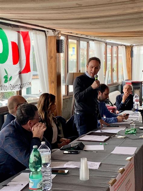 Piero De Luca E Il Pd Di Salerno Europee Tutti Su Lello Topo Le