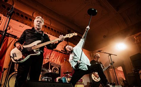 Bush Hall Becomes Punk Paradise Sex Pistols And Frank Carter In Historic Showbush Hall Becomes