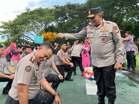 Kabid Humas Polda Gorontalo Resmi Menyandang Pangkat Komisaris Besar Polisi Polda Gorontalo