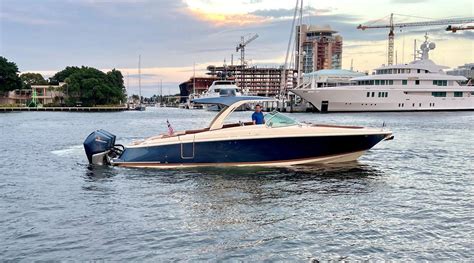 Chris Craft Launch Gt Yacht For Sale Si Yachts