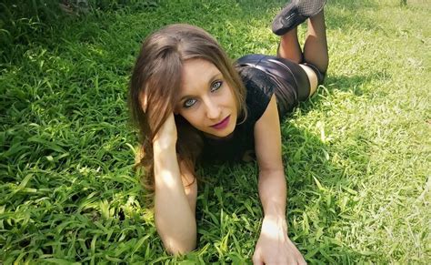 Horny Nature Girl 9 Pics XHamster