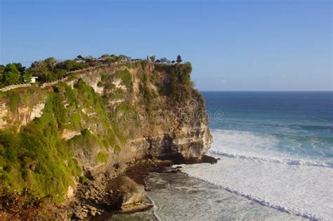 Tarde En El Templo De Pura Luhur Uluwatu En Bali Imagen De Archivo