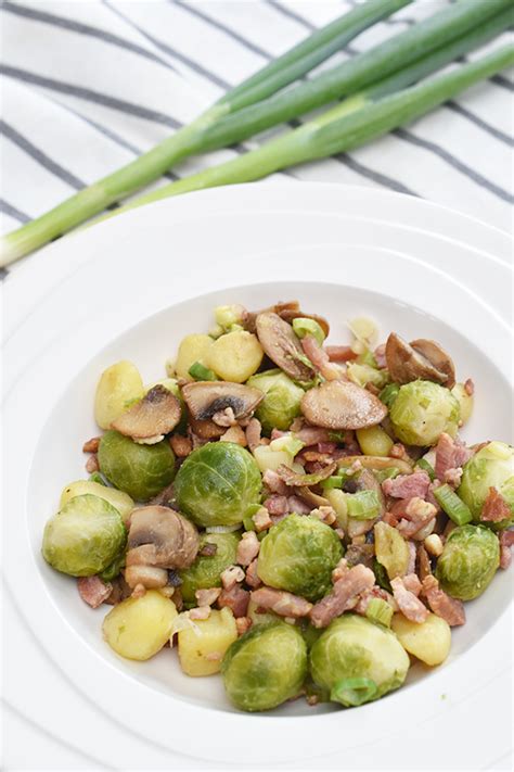 Recept Spruitjes Met Spek En Aardappeltjes ByAranka Nl