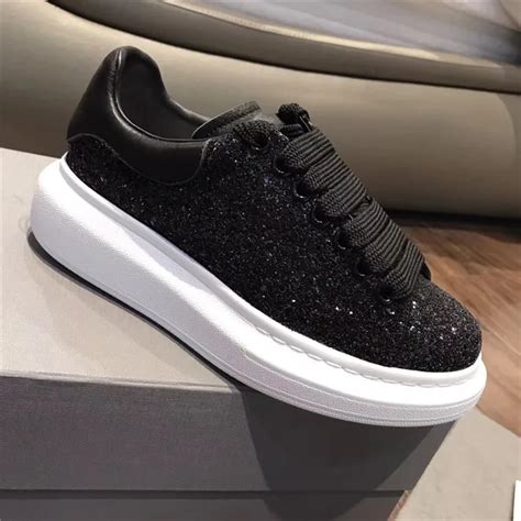 Дизайнерская обувь; Роскошные брендовые туфли на танкетке; белая ...