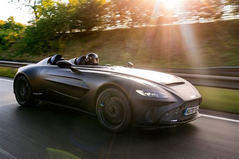 Primeras Im Genes Del Aston Martin V Speedster Una Edici N Limitada