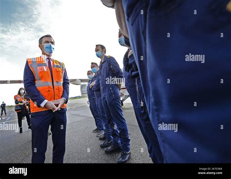 Pilotes De Transport Hi Res Stock Photography And Images Alamy