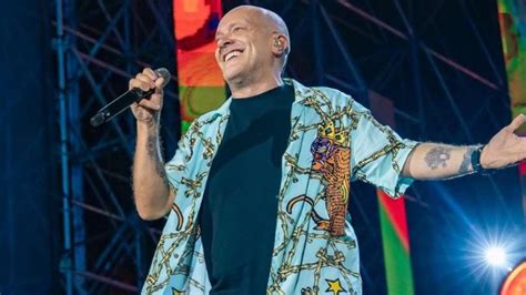 Max Pezzali In Concerto Al Circo Massimo Il Settembre Ospiti E Scaletta