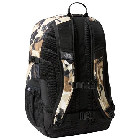 The North Face Borealis Classic - Daypack | Free UK Delivery ...
