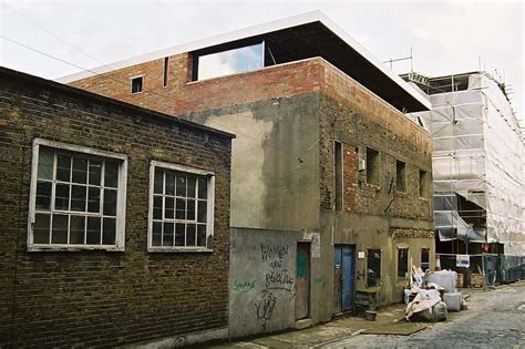 Some Modern Houses In The London Borough Of Tower Hamlets