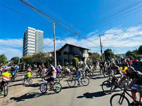 Centenas de pessoas participam do 7º Passeio Ciclístico de Taquara