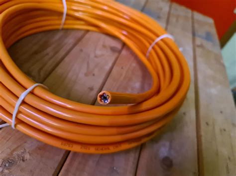 Neues Pur Pur Kabel 25m 5G 1 5mm Ab 1 Kaufen Auf Ricardo